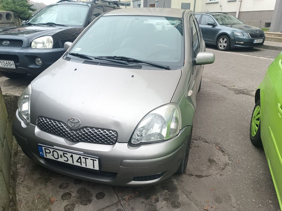 Toyota Yaris 1.0 2004r