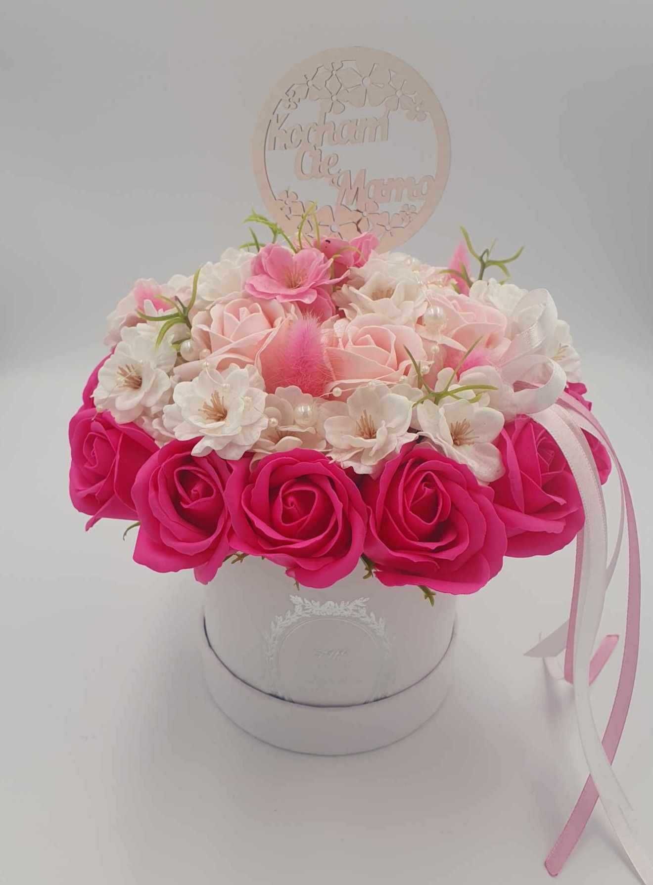 Flowerbox - bukiet kwiatów mydlanych dla Mamy