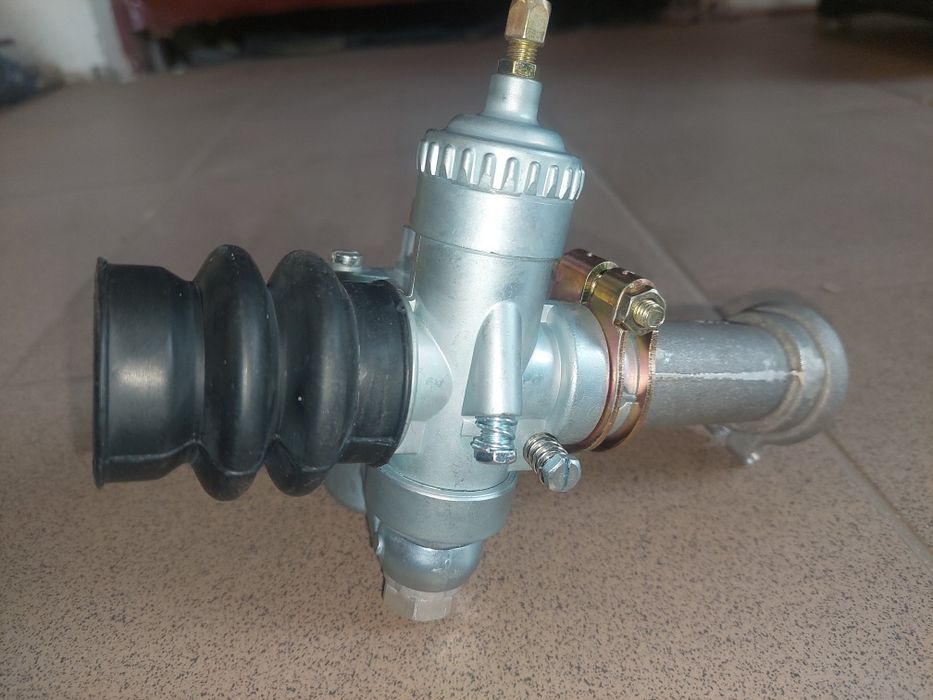 Sprzedam nowy kpl gaznik+kruciec+guma filtra wsk125 m06 b3