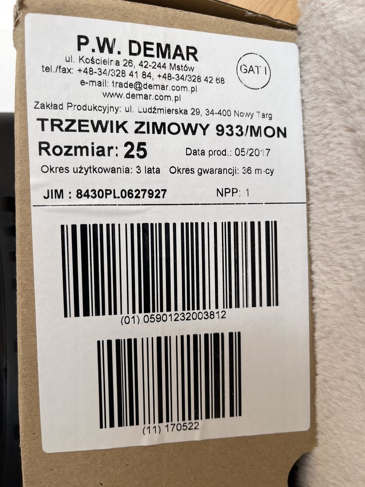Nowe Buty trzewiki skórzane  zimowe wojskowe rozmiar 39