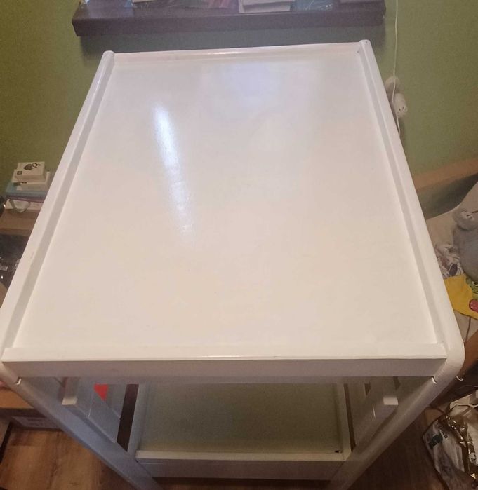 Przewijak z wanienka