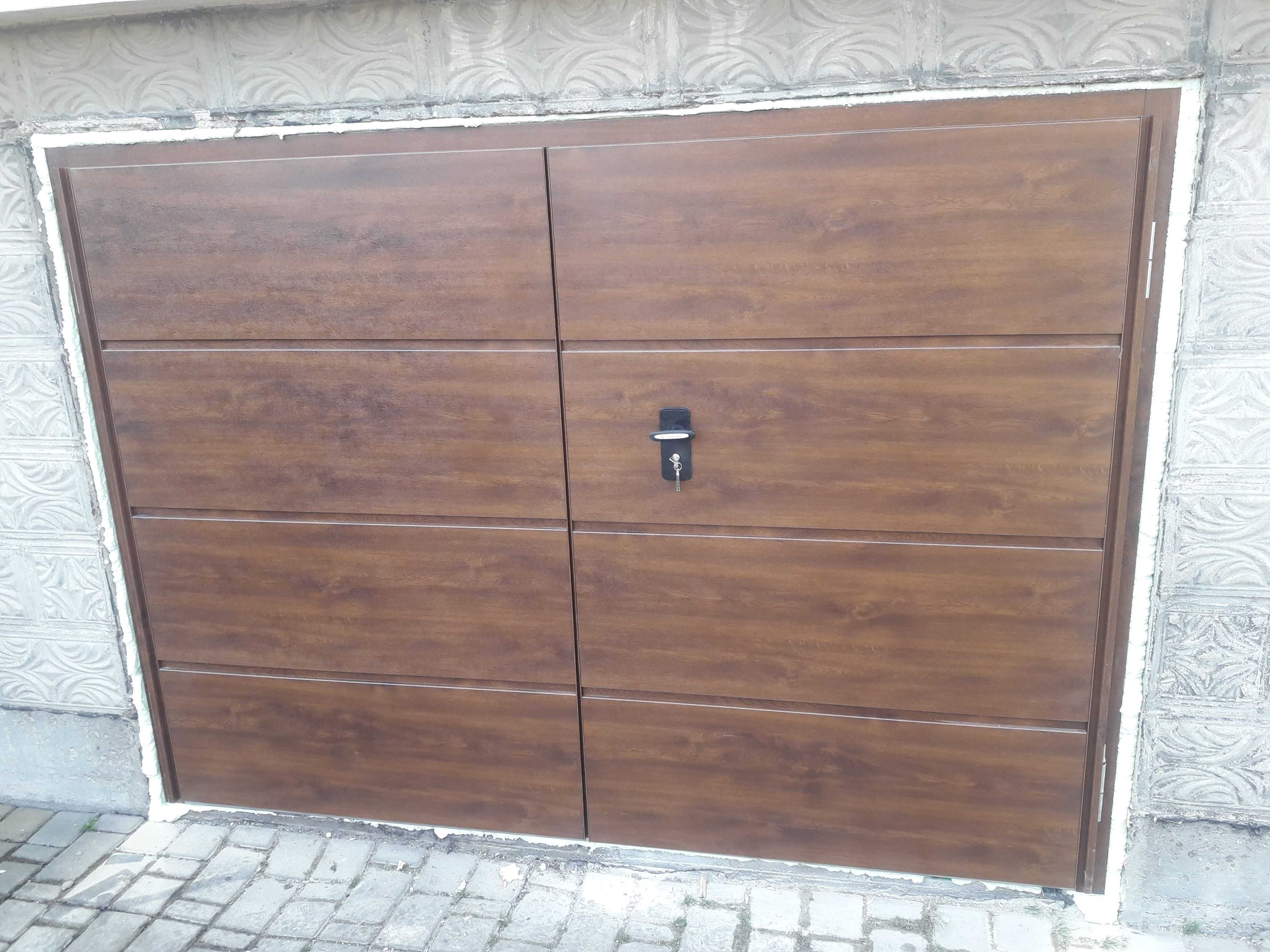 Brama garażowa dwuskrzydłowa 350 x 220 Montaż