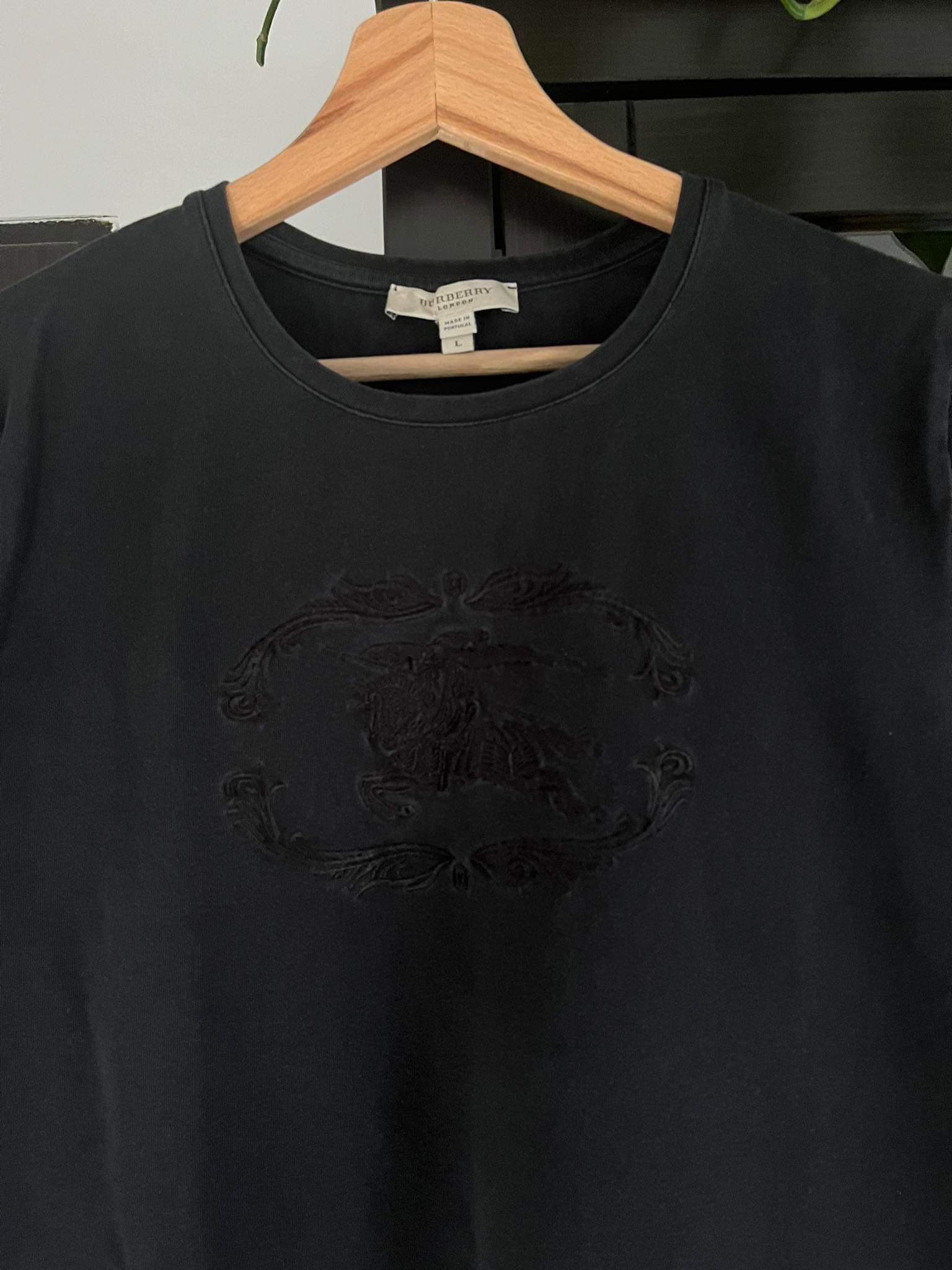 T-shirt Burberry czarna bluzka