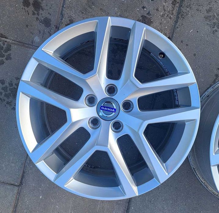 5x108 18 Volvo xc60 xc70 s90 v90 xc40 v60 s60 s80  orginane fabryczne