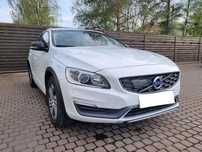 Volvo V60 Cross Country, 2015