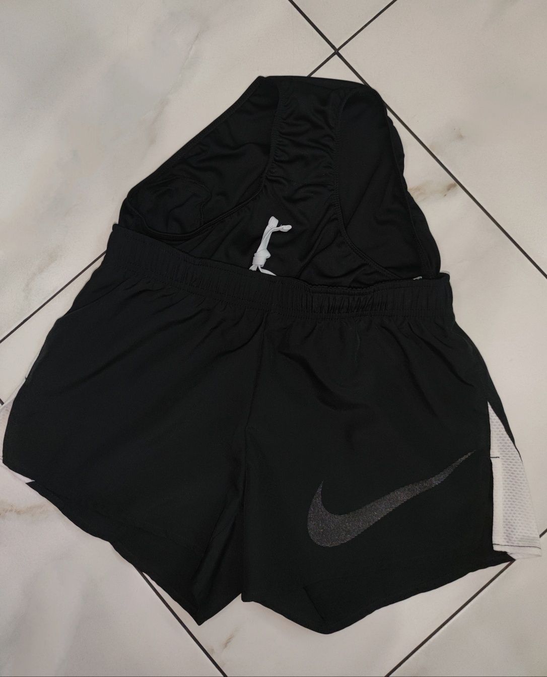 Женские спортивные беговые шорты Nike Dri-Fit City Core XS-S (38-40-42