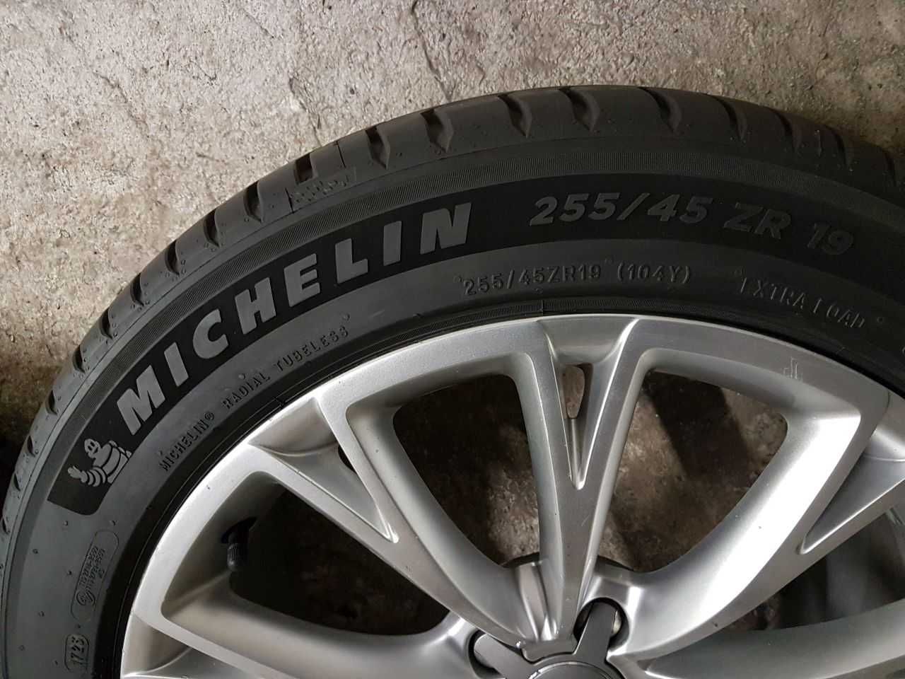 Cztery Opony letnie 255/45R19 7,3mm Michelin Pilot Sport 5 2023r