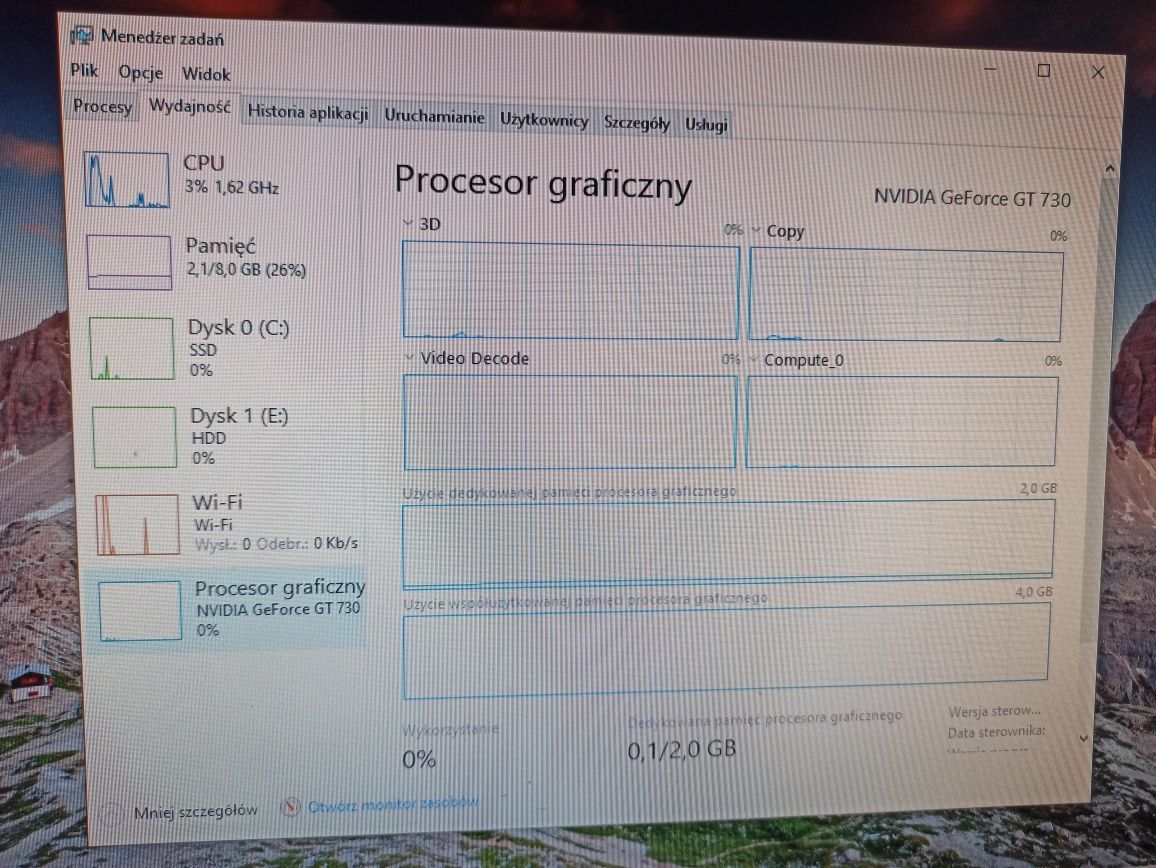 Komputer stacjonarny PC do nauki internetu filmów