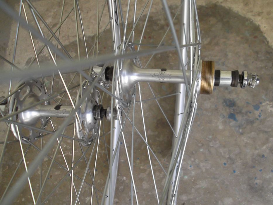 Колеса на втулках Campagnolo Record, Италия, 28" аналог спецзаказ цктб
