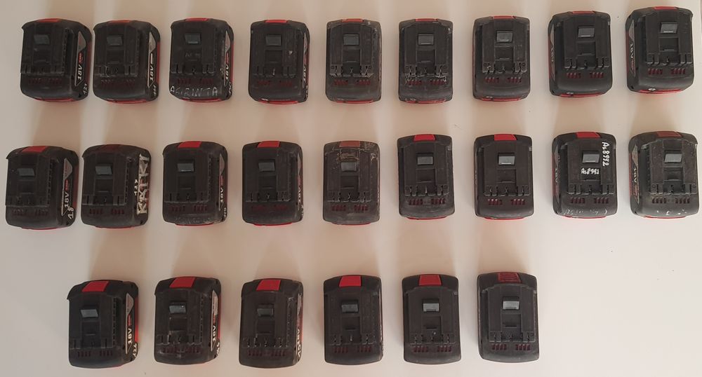 Акумулятори, батареї, Bosch 4.0 Ah 18V Li-lon.