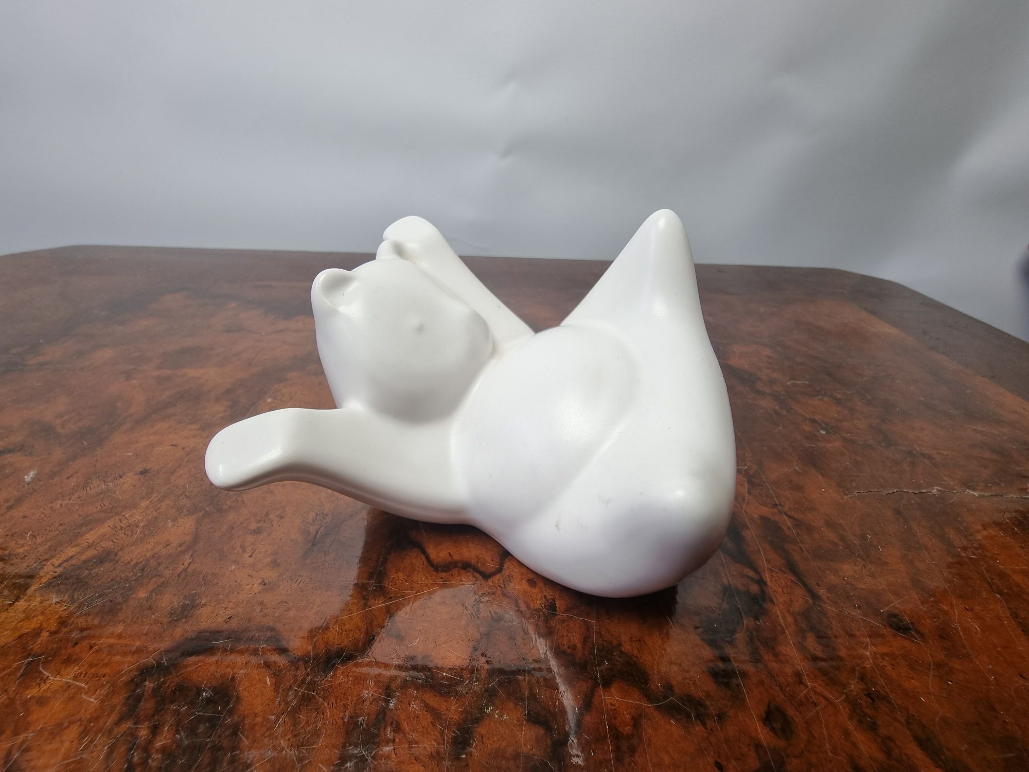 Porcelanowa duńska figurka Klyhn Design