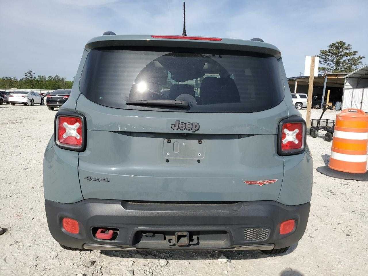 2017 Jeep Renegade Trailhawk