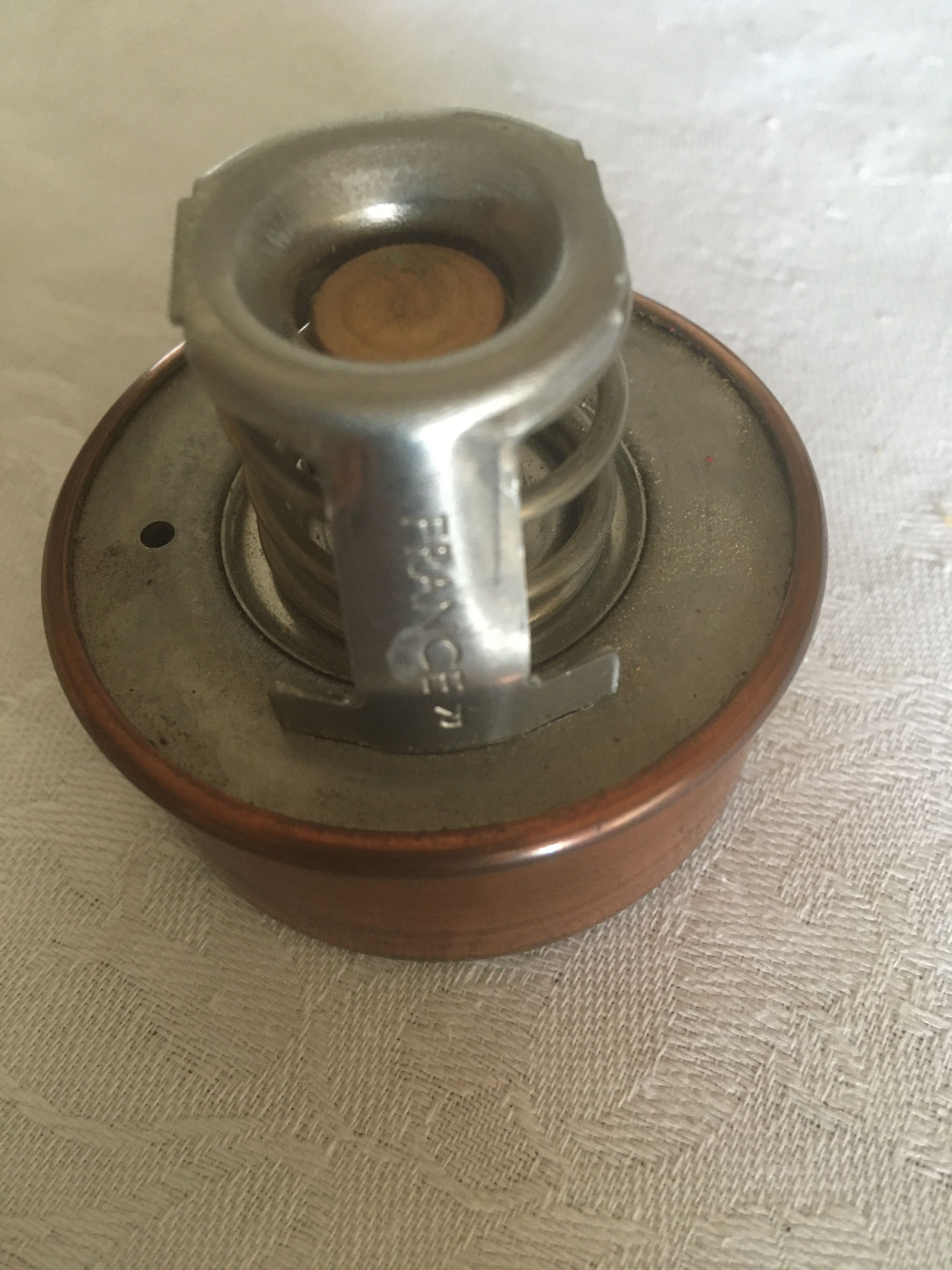 Sprzedam termostat do silnika Peugeot Indenor XDP3.