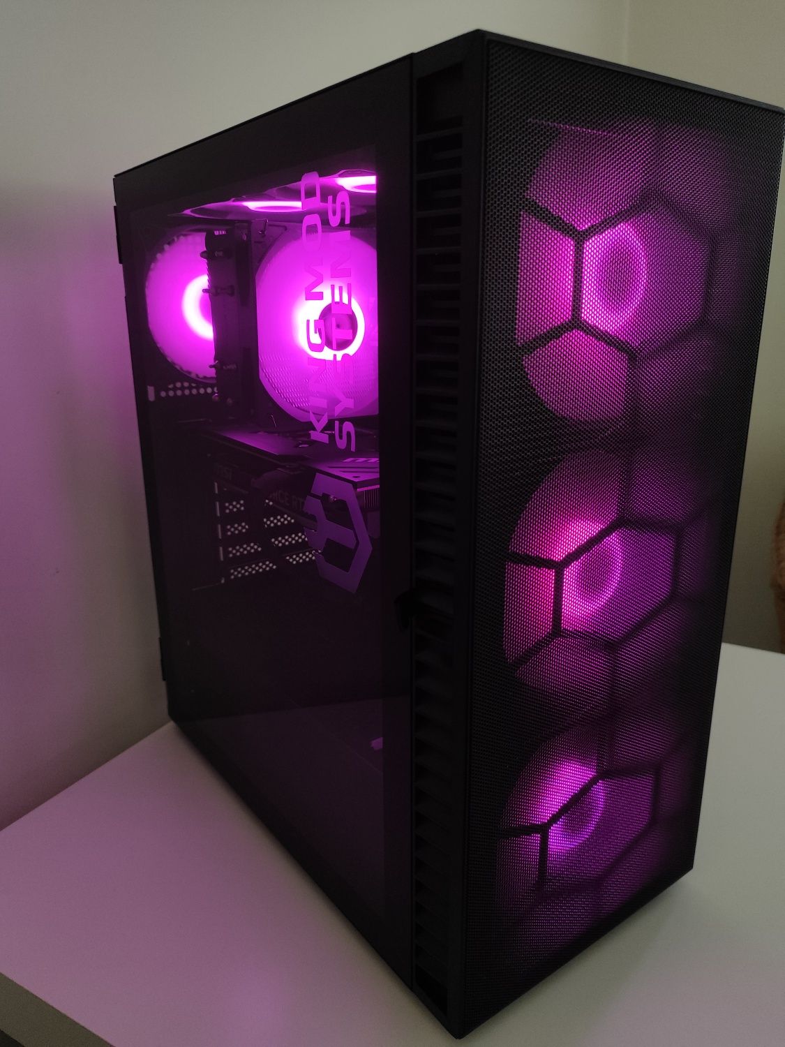 PC GAMING RTX 4070 SUPER RYZEN 7 5700X3D 32GB RAM 1TB SSD (Garantia)