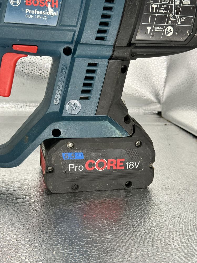Аккумуляторный перфоратор Bosch GBH 18V-21 Pro Core 5.5 a