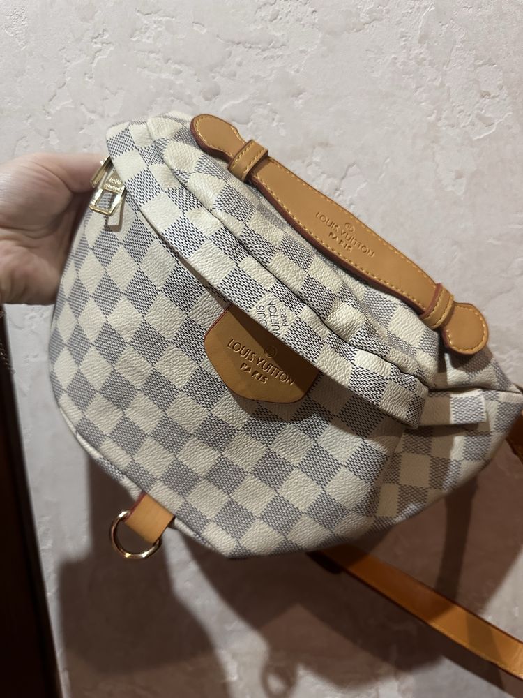 Сумка бананка Louis Vuitton