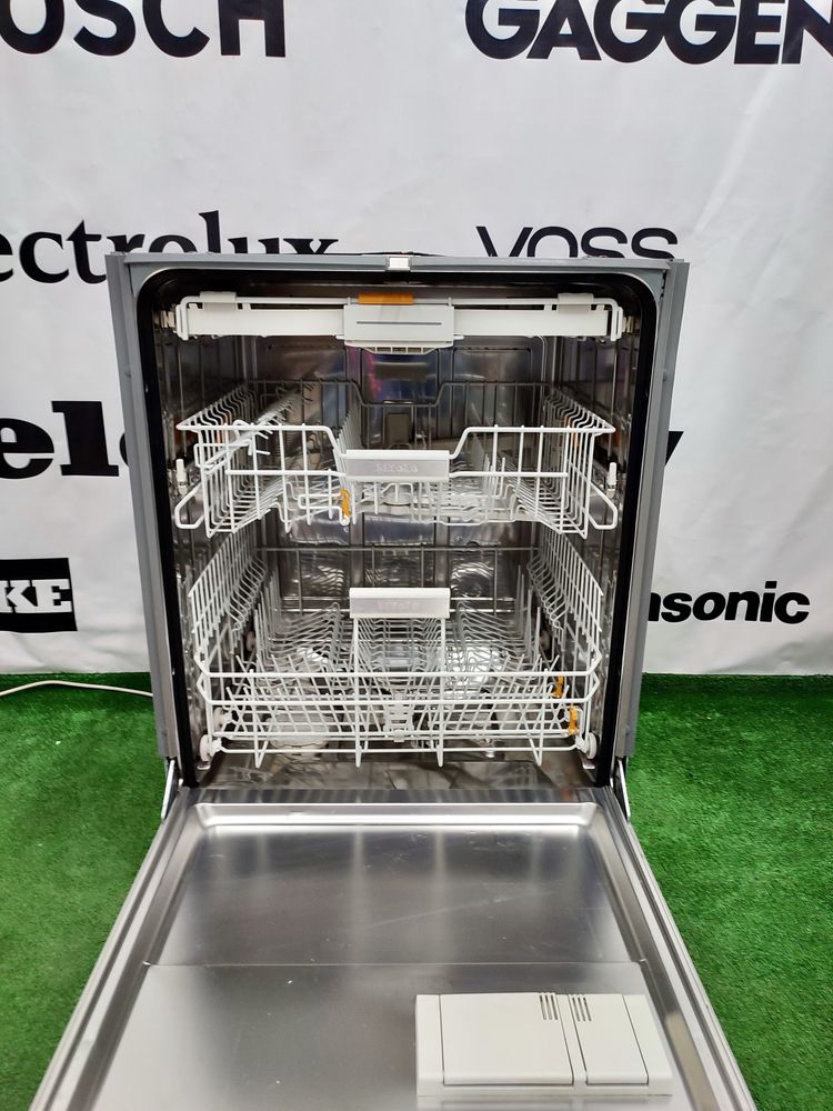 Вбудована посудомийна машина Miele Jubilee G 6365 SCVi XXL A+++ 84,5см