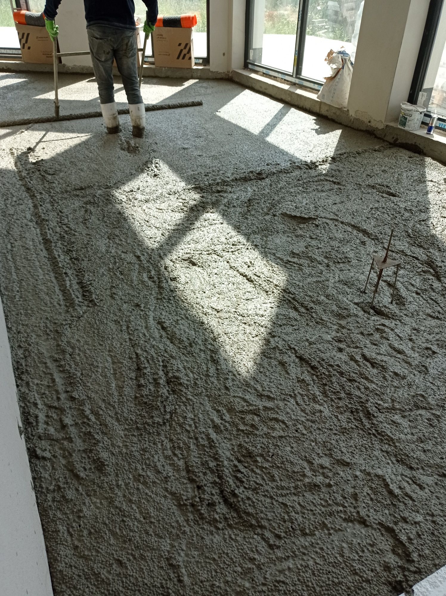 Płynny styropian styrobeton styropian posadzki anhydrytowe warszawa