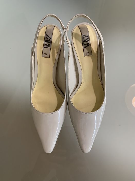 Sapatos de salto Zara