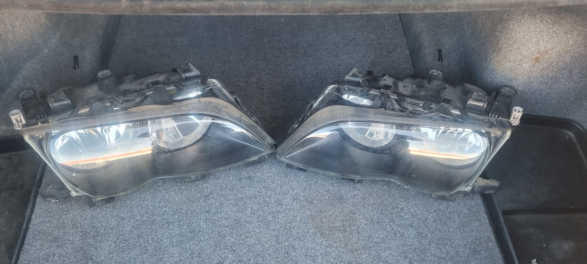 Farois bmw e46 em bom estado, originais