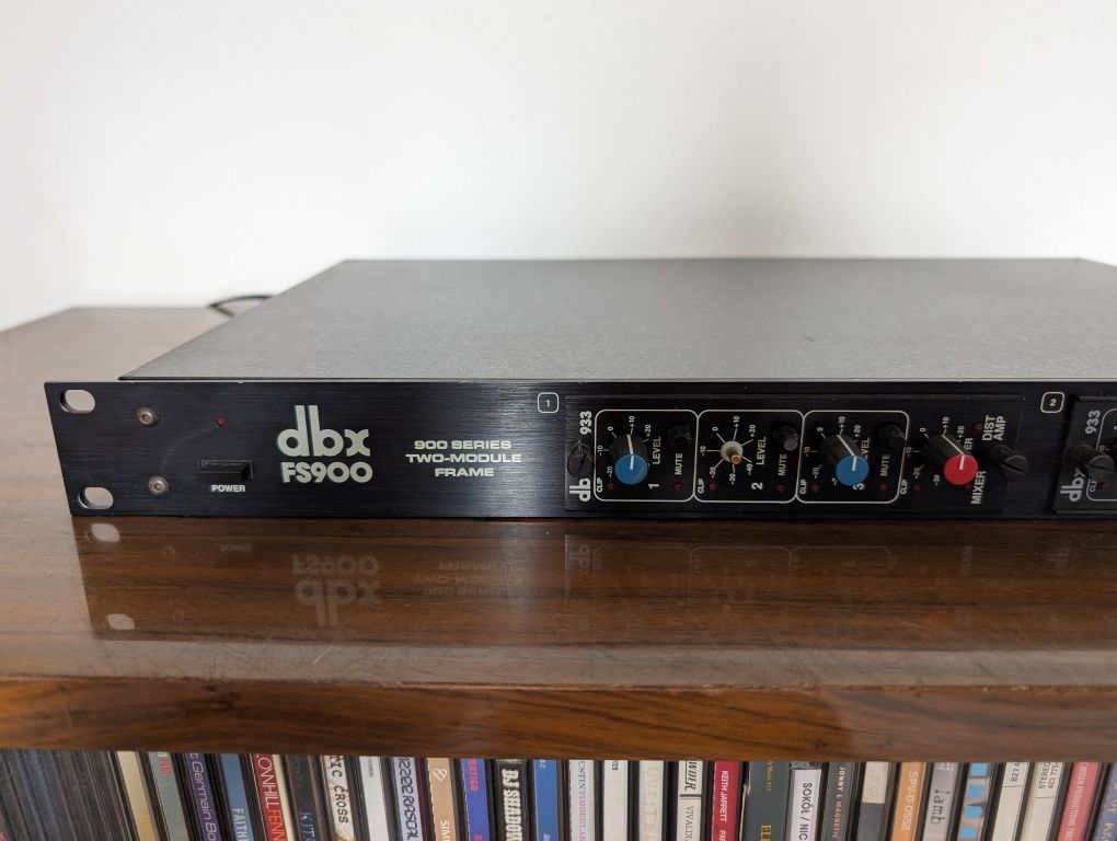 DBX FS900 i 2x DBX 933 trzykanałowy mikser ze wzmacniaczem