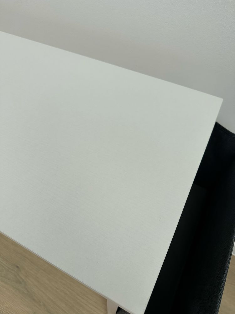 ODK biurko białe stolik 80x40x73,5cm z uchwytem i torbą