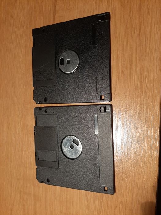 Dyskietki HD - Verbatim i EMTEC, cena za 2 sztuki