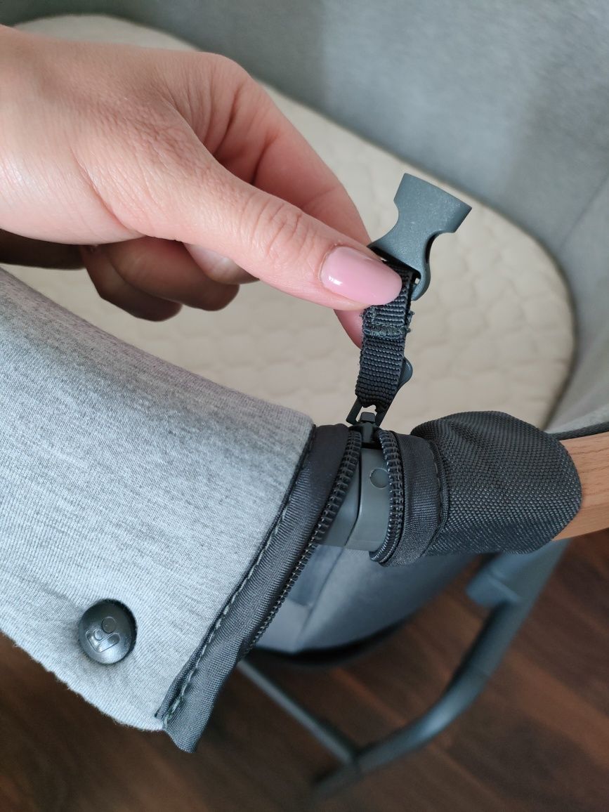 Nowe piękne łóżko niemowlęce MaxiCosi