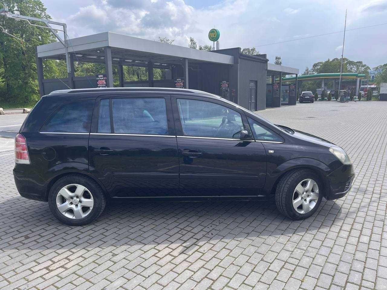 Продам автомобіль Opel Zafira B 2005 р, 1.8 Газ/Бензин