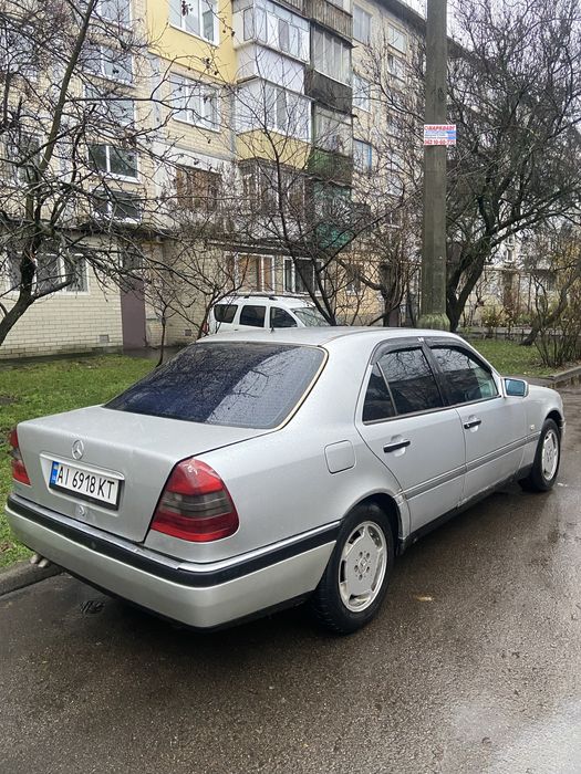 Mersedes e202, dizel