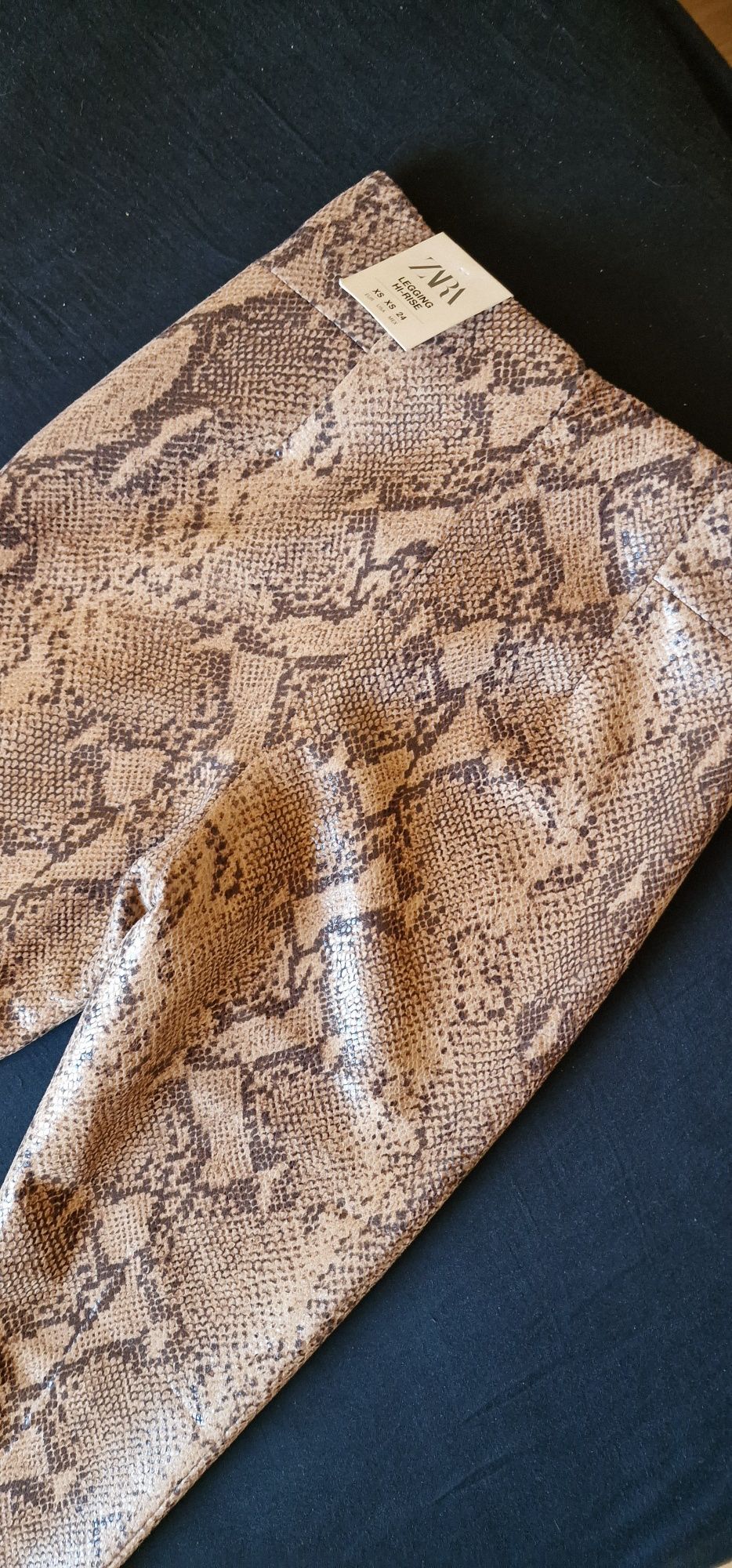 Legginsy Zara wężowe, wąż nowe z metką Zara XS