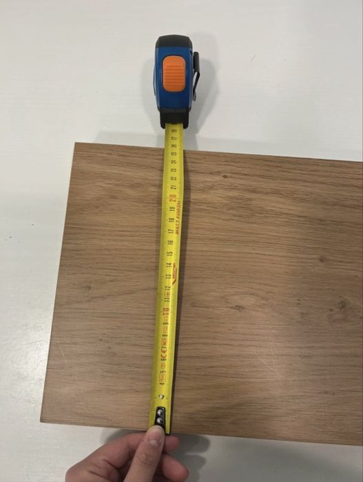 Prateleira de madeira decorativa