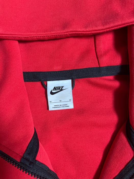 зипка nike tech fleece