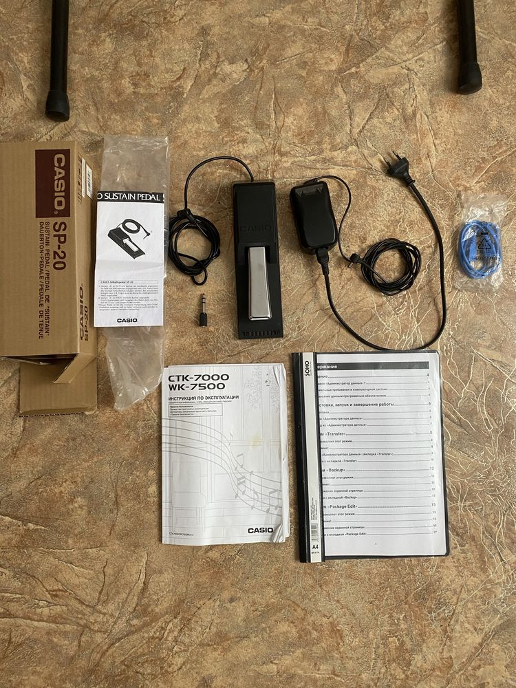 Синтезатор CASIO CTK-7000 (педаль та стойка у подарунок)