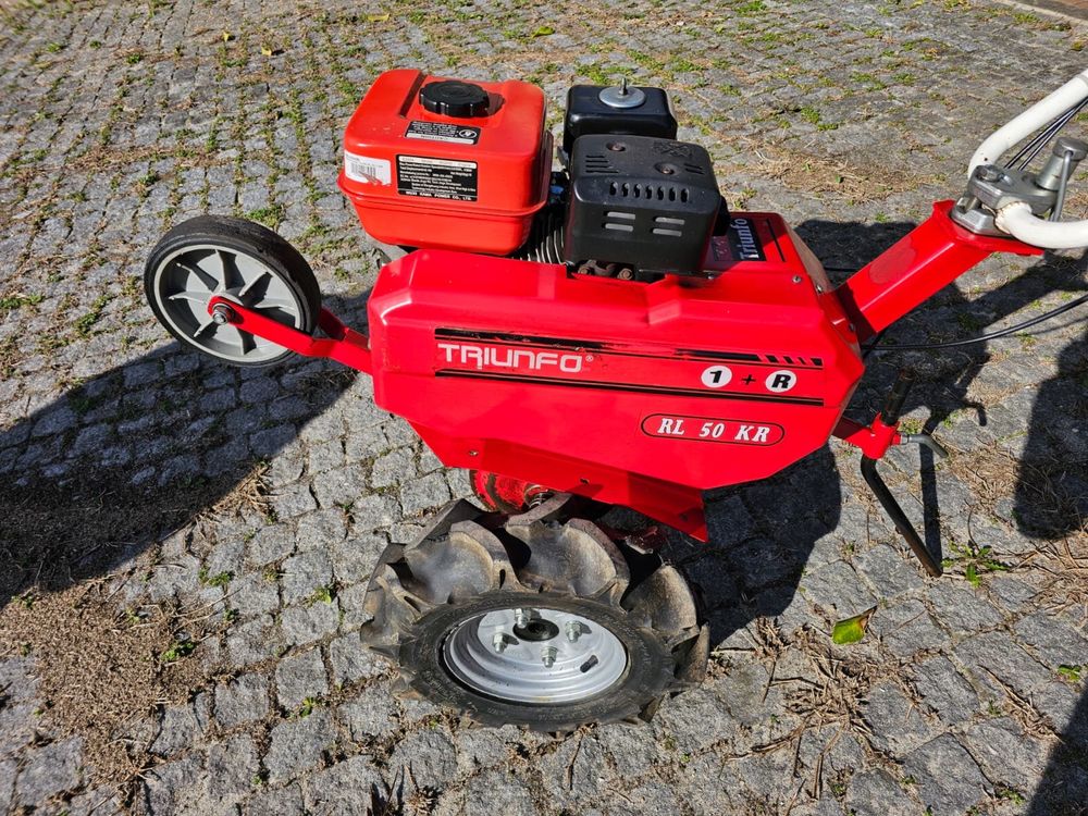 Motocultivador TRIUNFO КАМА Model KG200