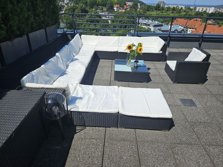 zestaw wypoczynkowy do ogrodu