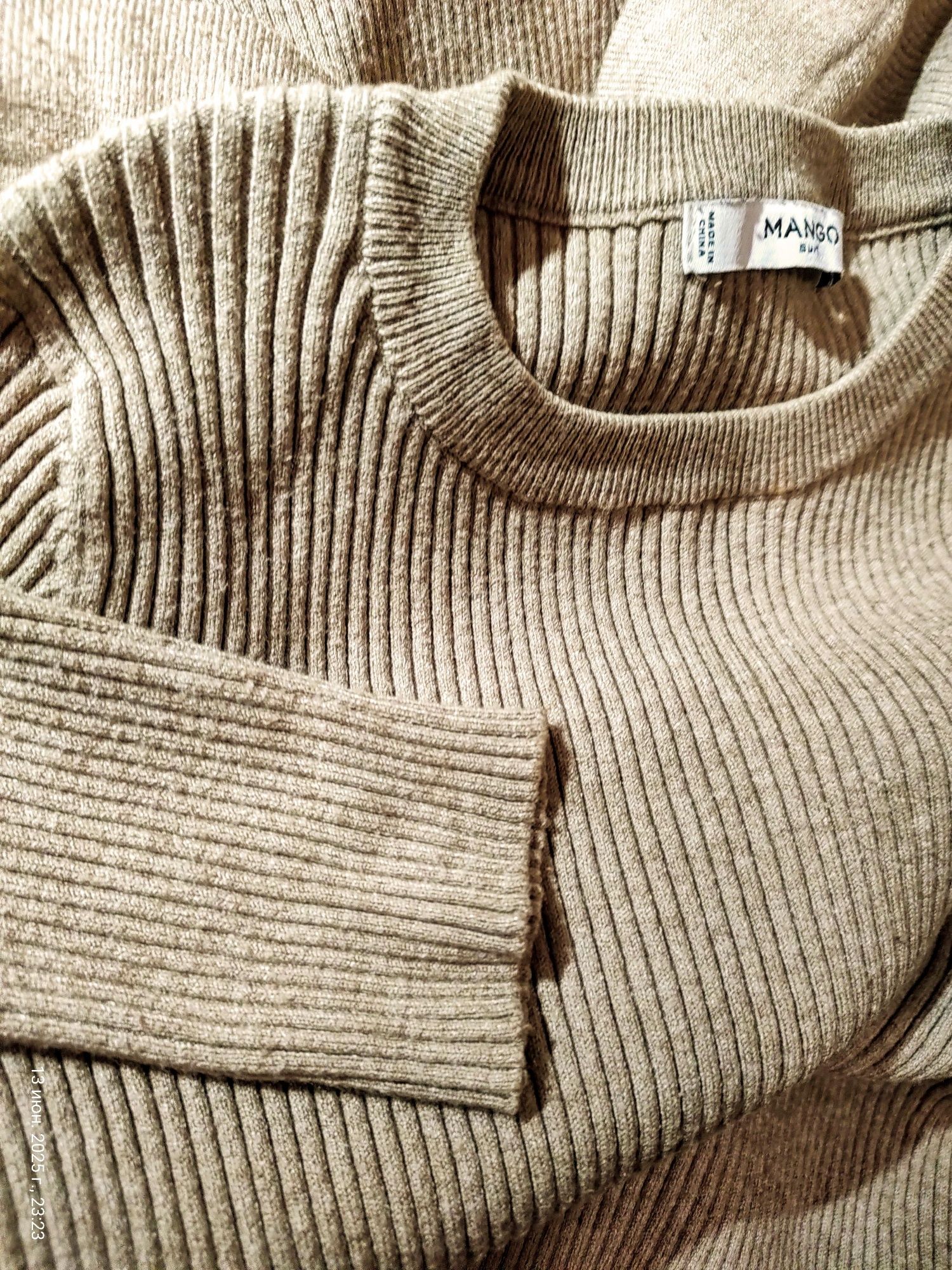 Костюм жіночий MANGO,р S-M, мода трикотаж,