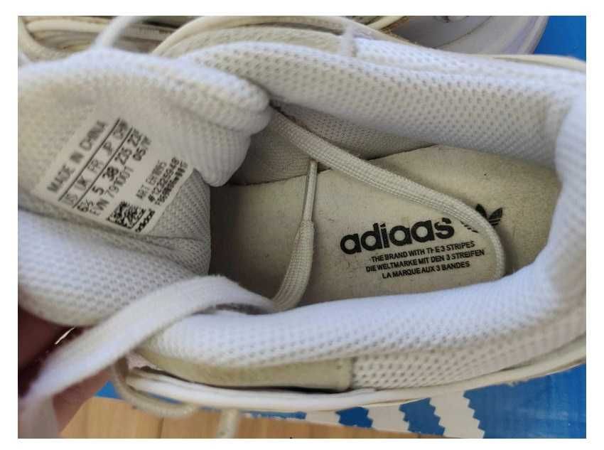 białe buty sportowe adidas magmur adiprene originals runner 38