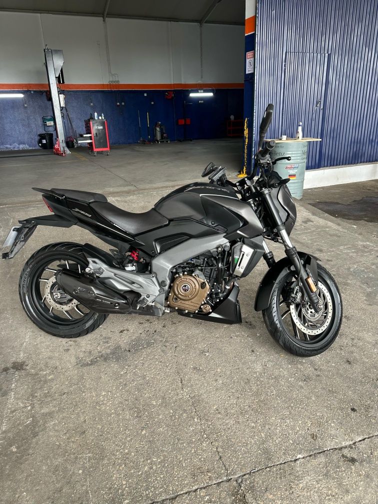 Mota dominar 400