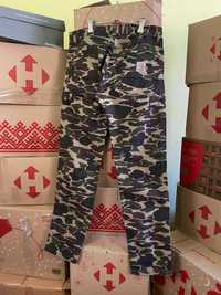 Чоловічі штани carhartt wip fort pant camo