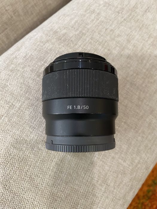 Vendo lente Sony FE 50mm F1.8