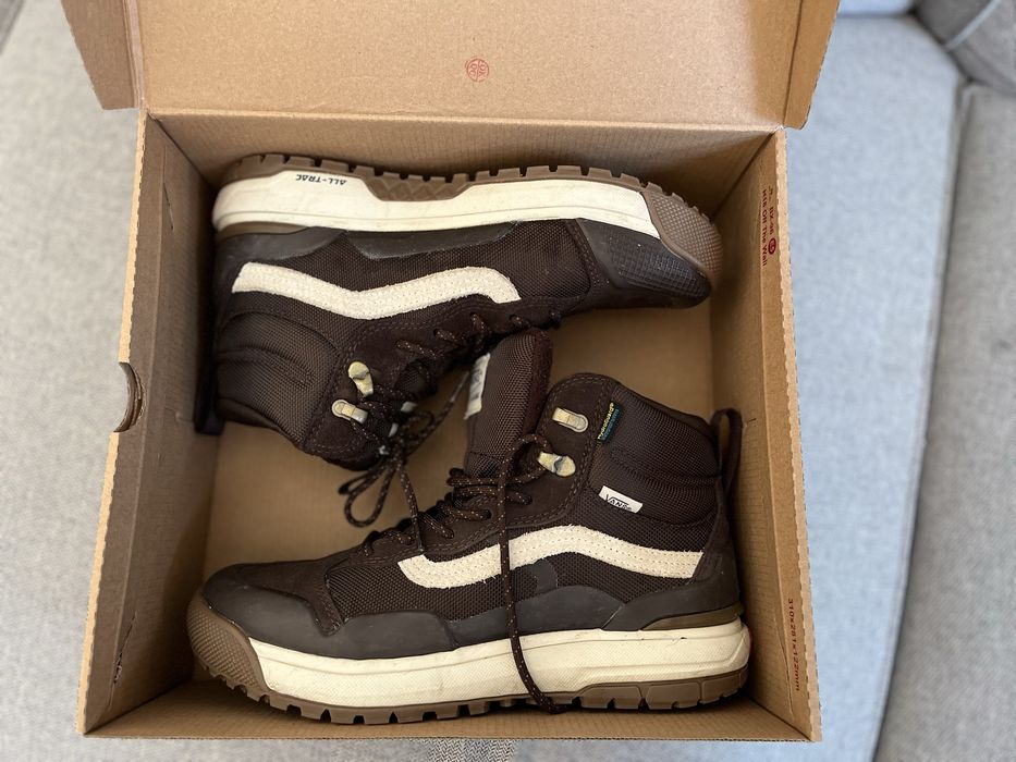 Vans Ultrarange Exo Hi Mte2 roz39
