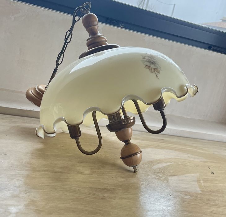 Вишукана лампа ретро