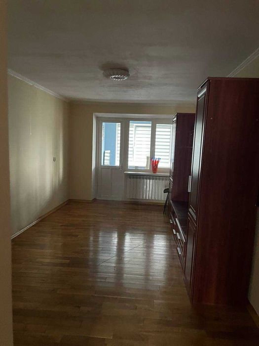 Оренда 4-кімнатної квартири, м. Яворів, вул. Маковея, 43