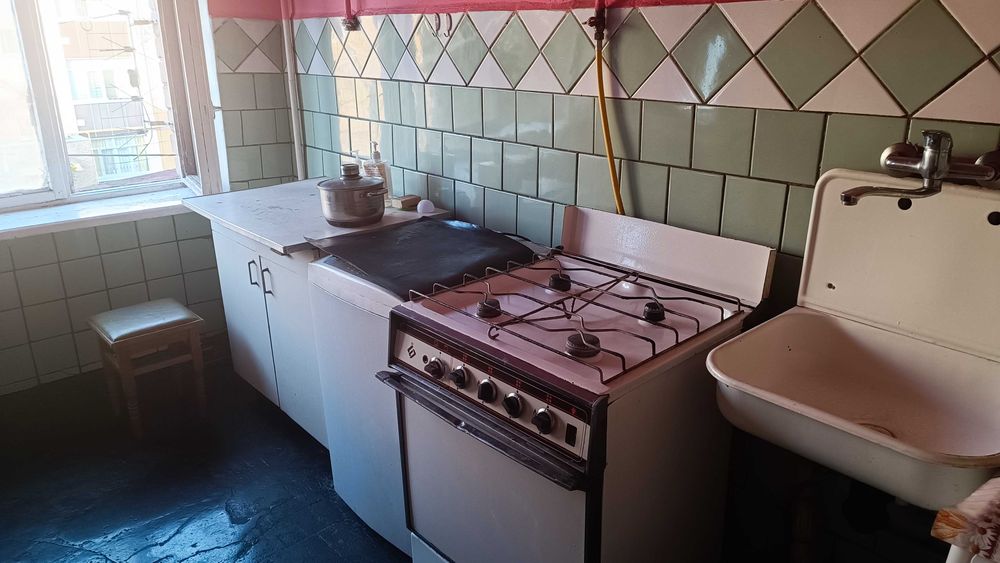 Сдам ЕВРО-малосемейку в Центре, со стиралкой.