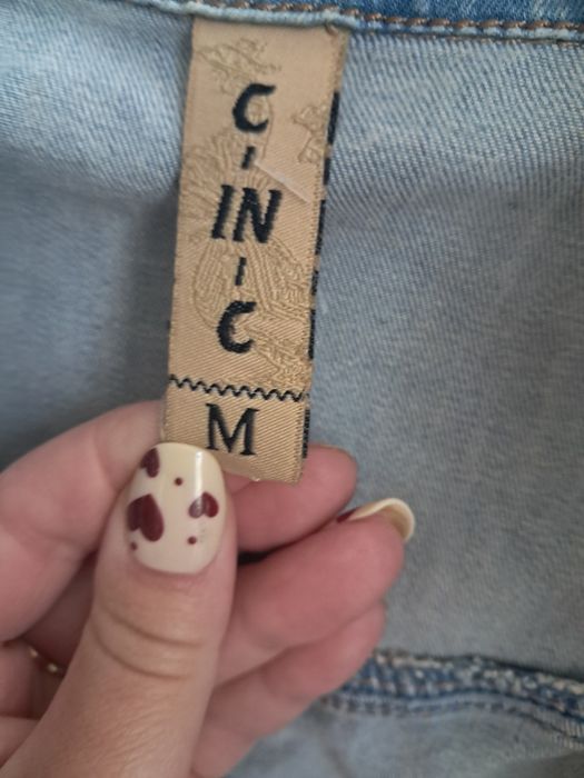 Jeansowa ramoneska z ćwiekami Cinic M