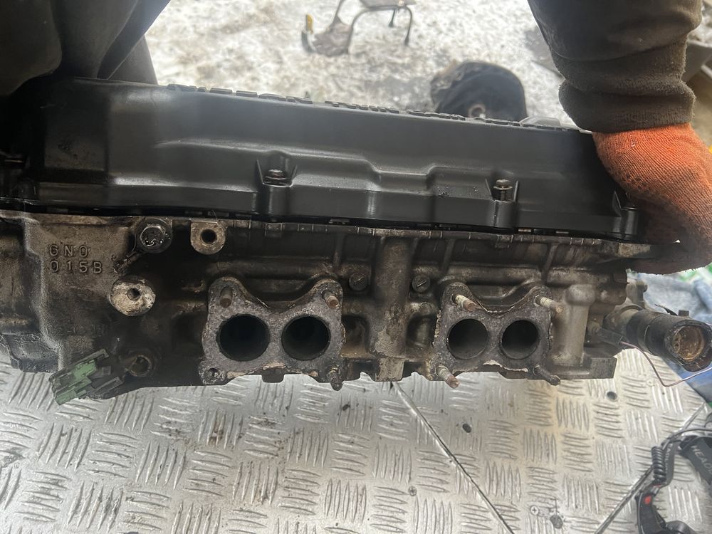 Головка двигателя 1.5 1.5 nissan almera 97-2004год