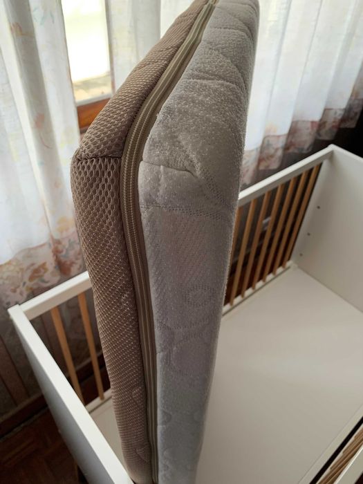 Berço ZIPPY com colchão