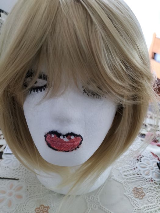Peruka blond ,bob