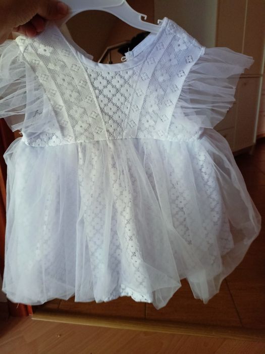 Sukienka biała chrzest impreza